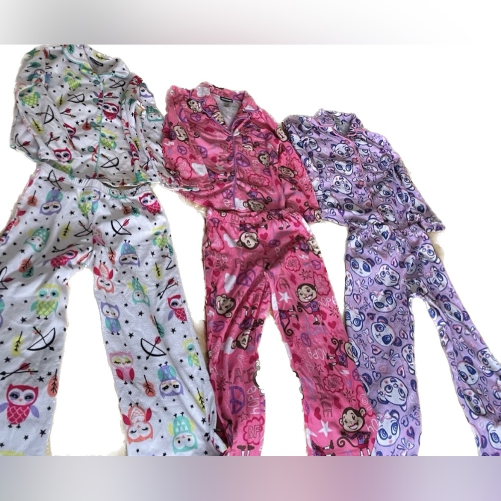 3 pairs of girls Joe Boxer pajamas size 4/5.